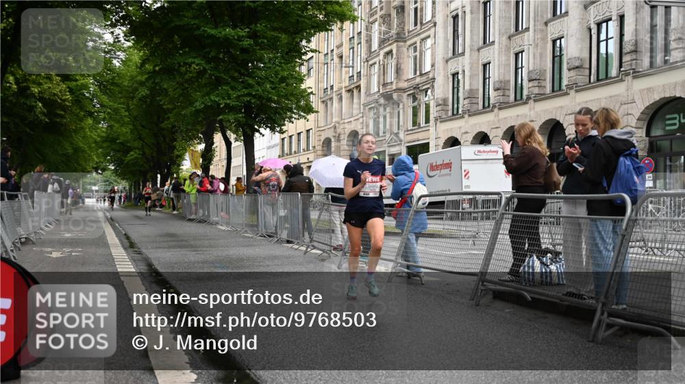 14.06.2026 - REWE Women's Run J. Mangold http://msf.ph/oto/9768503 14.06.2026 09:46:31 Ziel 11520 meine-sportfotos.de