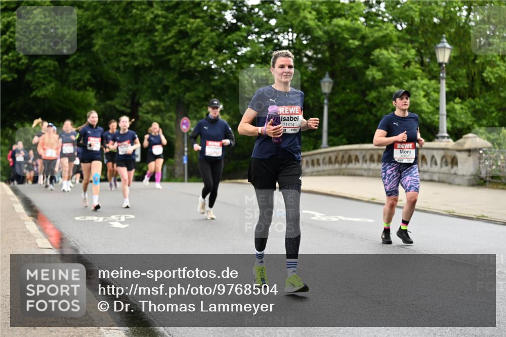 14.06.2026 - REWE Women's Run Dr. Thomas Lammeyer http://msf.ph/oto/9768504 14.06.2026 09:45:15 Laufen 11414, 200, 0, 10637 meine-sportfotos.de