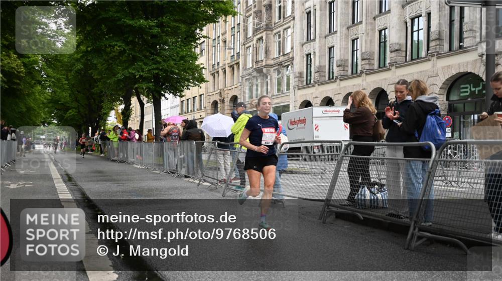 14.06.2026 - REWE Women's Run J. Mangold http://msf.ph/oto/9768506 14.06.2026 09:46:31 Ziel 11520 meine-sportfotos.de
