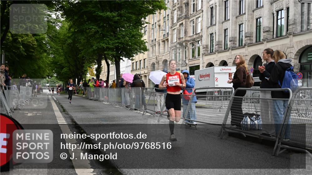 14.06.2026 - REWE Women's Run J. Mangold http://msf.ph/oto/9768516 14.06.2026 09:46:41 Ziel 11492 meine-sportfotos.de