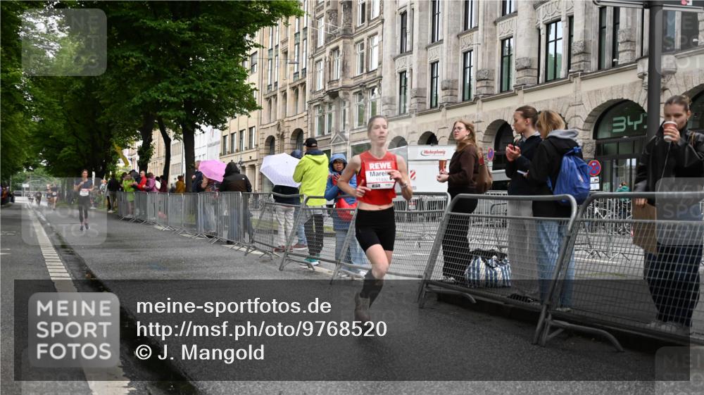 14.06.2026 - REWE Women's Run J. Mangold http://msf.ph/oto/9768520 14.06.2026 09:46:42 Ziel 10430, 11492 meine-sportfotos.de