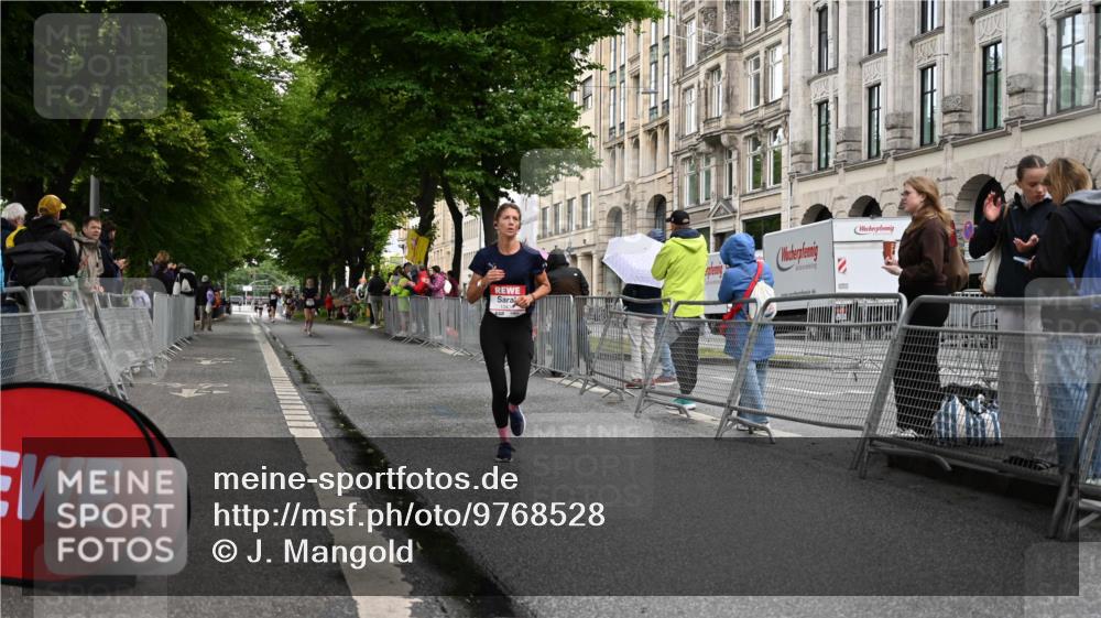 14.06.2026 - REWE Women's Run J. Mangold http://msf.ph/oto/9768528 14.06.2026 09:46:47 Ziel 10430 meine-sportfotos.de