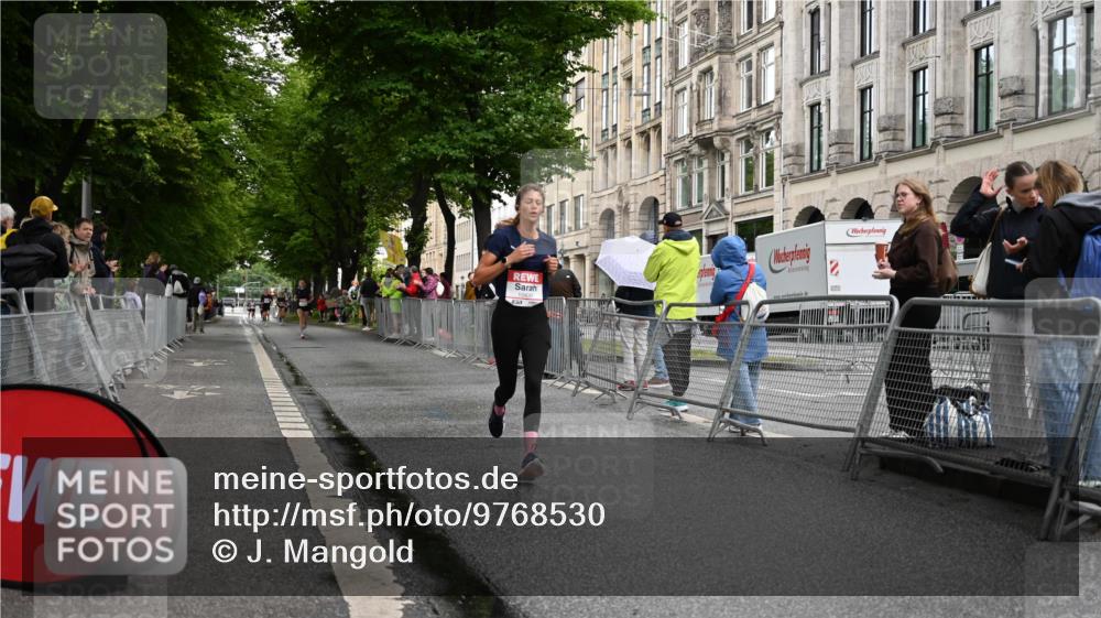 14.06.2026 - REWE Women's Run J. Mangold http://msf.ph/oto/9768530 14.06.2026 09:46:47 Ziel 10430 meine-sportfotos.de