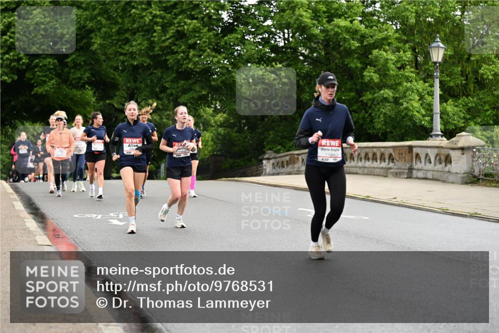14.06.2026 - REWE Women's Run Dr. Thomas Lammeyer http://msf.ph/oto/9768531 14.06.2026 09:45:17 Laufen 10966, 11066, 7 meine-sportfotos.de
