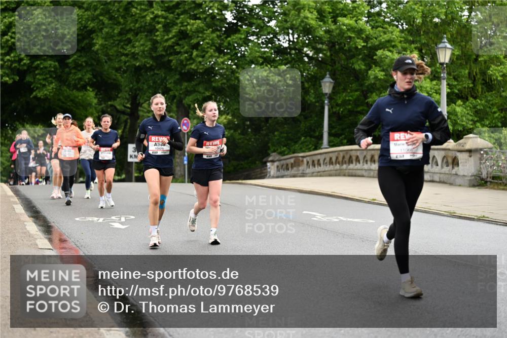 14.06.2026 - REWE Women's Run Dr. Thomas Lammeyer http://msf.ph/oto/9768539 14.06.2026 09:45:17 Laufen 10828, 11066 meine-sportfotos.de