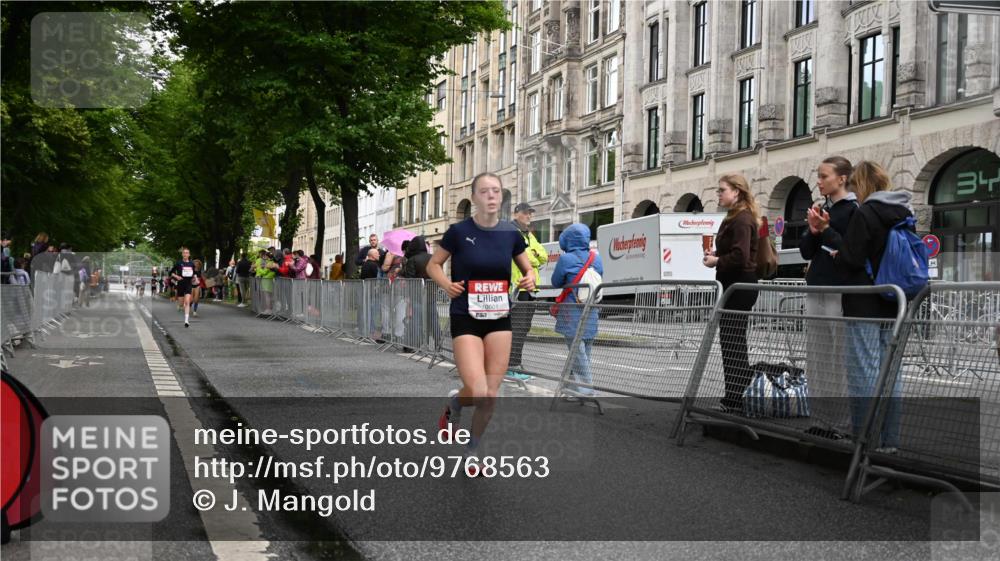 14.06.2026 - REWE Women's Run J. Mangold http://msf.ph/oto/9768563 14.06.2026 09:46:56 Ziel 10386, 10601 meine-sportfotos.de