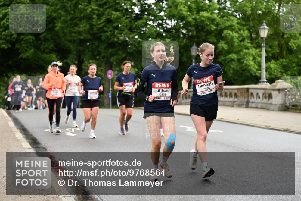 14.06.2026 - REWE Women's Run Dr. Thomas Lammeyer http://msf.ph/oto/9768564 14.06.2026 09:45:19 Laufen 10828, 10966 meine-sportfotos.de