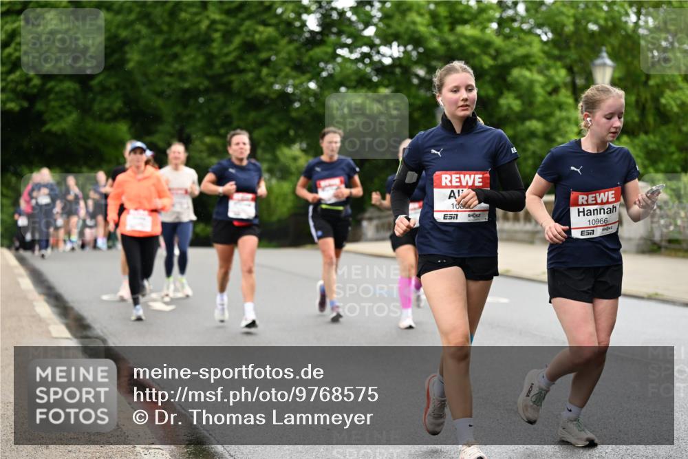 14.06.2026 - REWE Women's Run Dr. Thomas Lammeyer http://msf.ph/oto/9768575 14.06.2026 09:45:19 Laufen 108, 10966, 57 meine-sportfotos.de