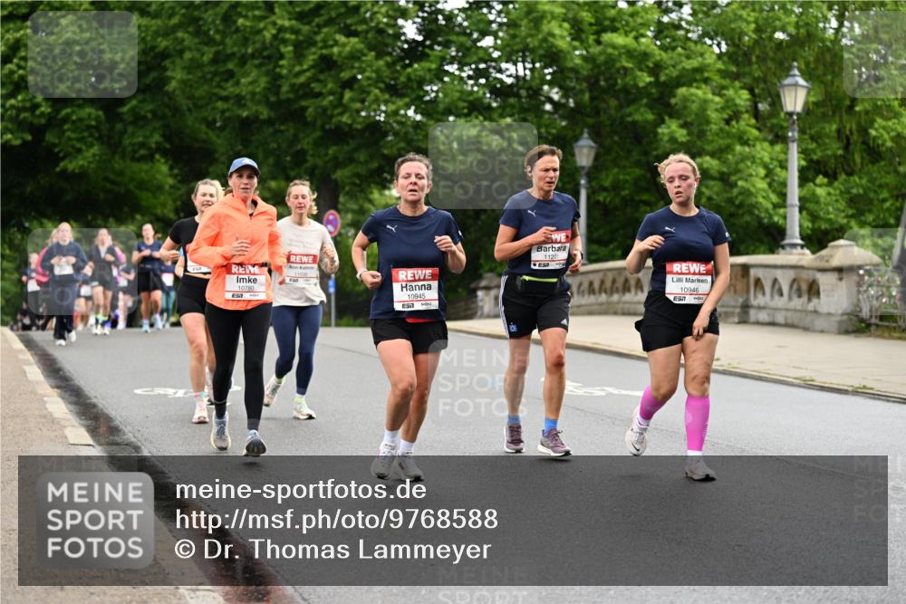14.06.2026 - REWE Women's Run Dr. Thomas Lammeyer http://msf.ph/oto/9768588 14.06.2026 09:45:20 Laufen 10780, 7, 10945, 57, 11201, 3, 10946, 7 meine-sportfotos.de