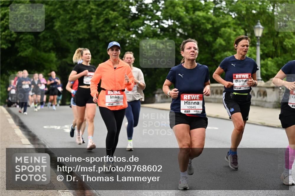 14.06.2026 - REWE Women's Run Dr. Thomas Lammeyer http://msf.ph/oto/9768602 14.06.2026 09:45:21 Laufen 10780, 10945, 51, 11201, 7 meine-sportfotos.de