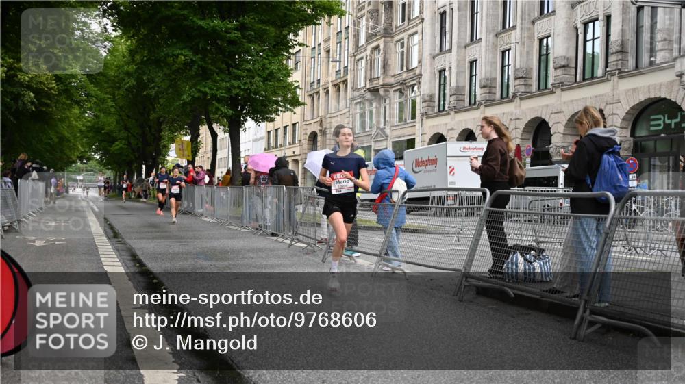14.06.2026 - REWE Women's Run J. Mangold http://msf.ph/oto/9768606 14.06.2026 09:47:07 Ziel 10081, 10488, 10994 meine-sportfotos.de