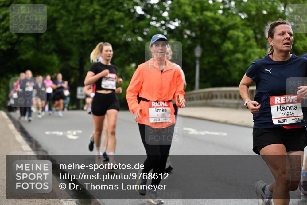 14.06.2026 - REWE Women's Run Dr. Thomas Lammeyer http://msf.ph/oto/9768612 14.06.2026 09:45:22 Laufen 10780, 10945 meine-sportfotos.de