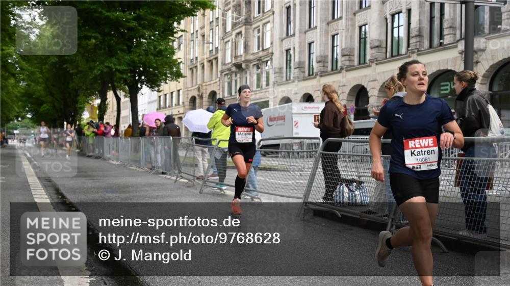 14.06.2026 - REWE Women's Run J. Mangold http://msf.ph/oto/9768628 14.06.2026 09:47:13 Ziel 10081, 10118 meine-sportfotos.de