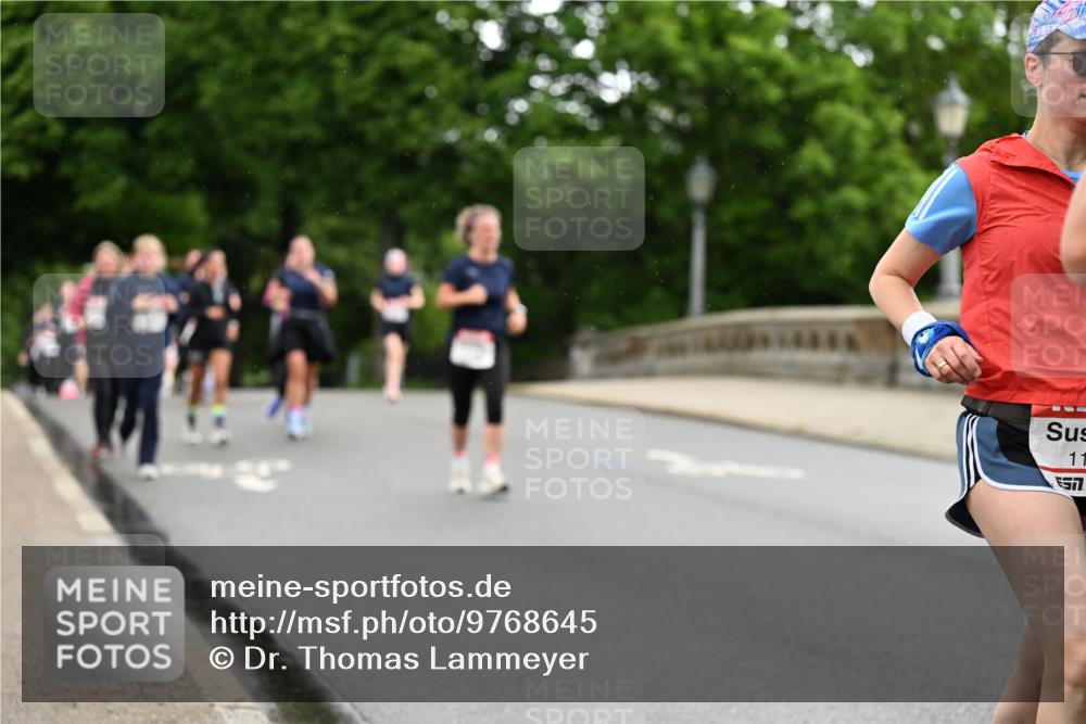 14.06.2026 - REWE Women's Run Dr. Thomas Lammeyer http://msf.ph/oto/9768645 14.06.2026 09:45:24 Laufen 11, 7 meine-sportfotos.de