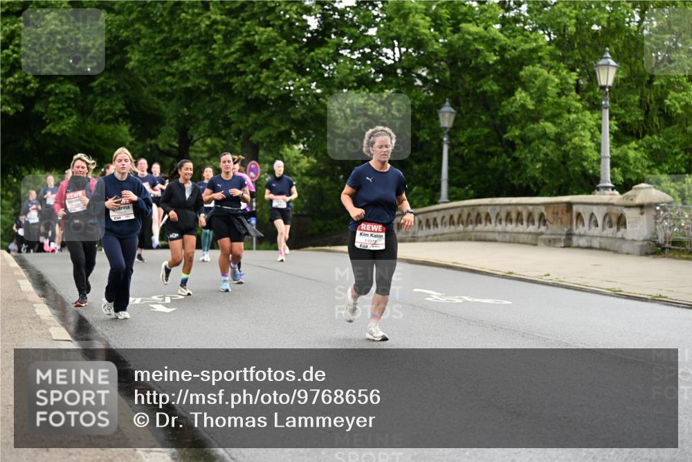 14.06.2026 - REWE Women's Run Dr. Thomas Lammeyer http://msf.ph/oto/9768656 14.06.2026 09:45:25 Laufen 10421, 11078 meine-sportfotos.de