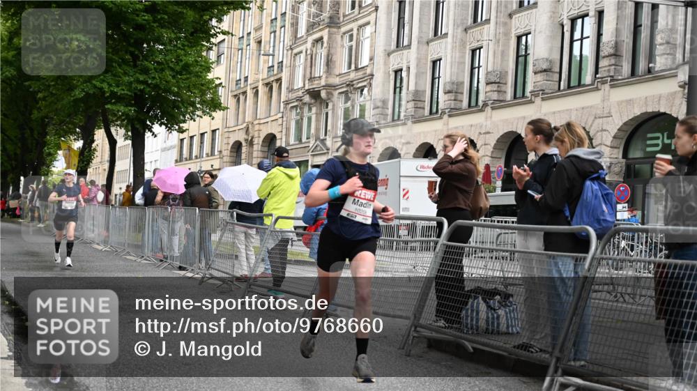 14.06.2026 - REWE Women's Run J. Mangold http://msf.ph/oto/9768660 14.06.2026 09:47:24 Ziel 10120, 10206, 10790, 10808 meine-sportfotos.de