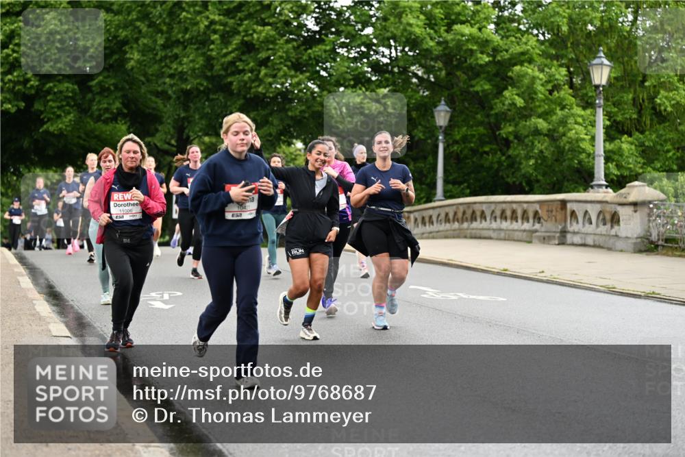 14.06.2026 - REWE Women's Run Dr. Thomas Lammeyer http://msf.ph/oto/9768687 14.06.2026 09:45:27 Laufen 11006, 10421, 57 meine-sportfotos.de
