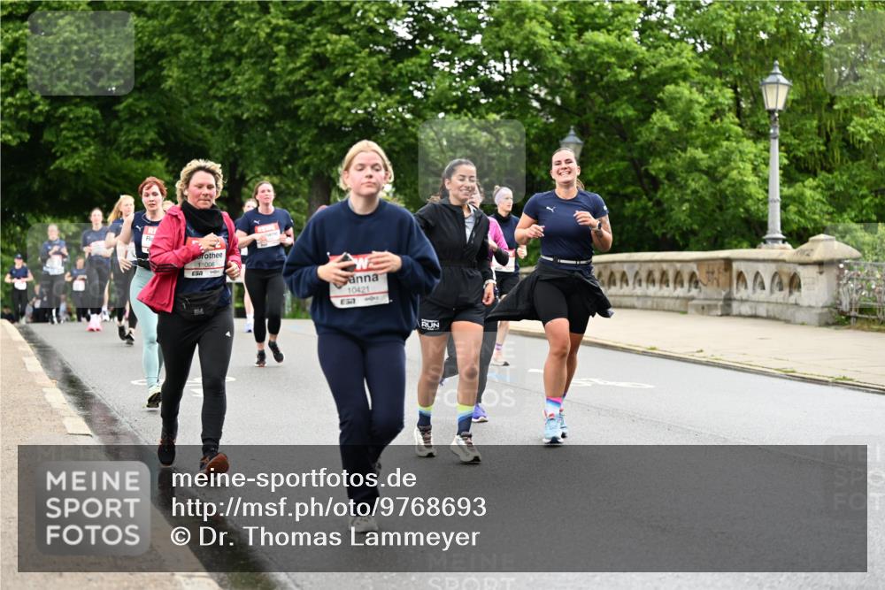 14.06.2026 - REWE Women's Run Dr. Thomas Lammeyer http://msf.ph/oto/9768693 14.06.2026 09:45:28 Laufen 11006, 10421, 57 meine-sportfotos.de
