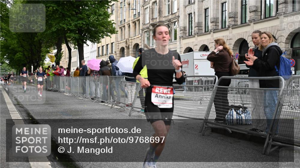 14.06.2026 - REWE Women's Run J. Mangold http://msf.ph/oto/9768697 14.06.2026 09:47:44 Ziel 10274, 10489 meine-sportfotos.de