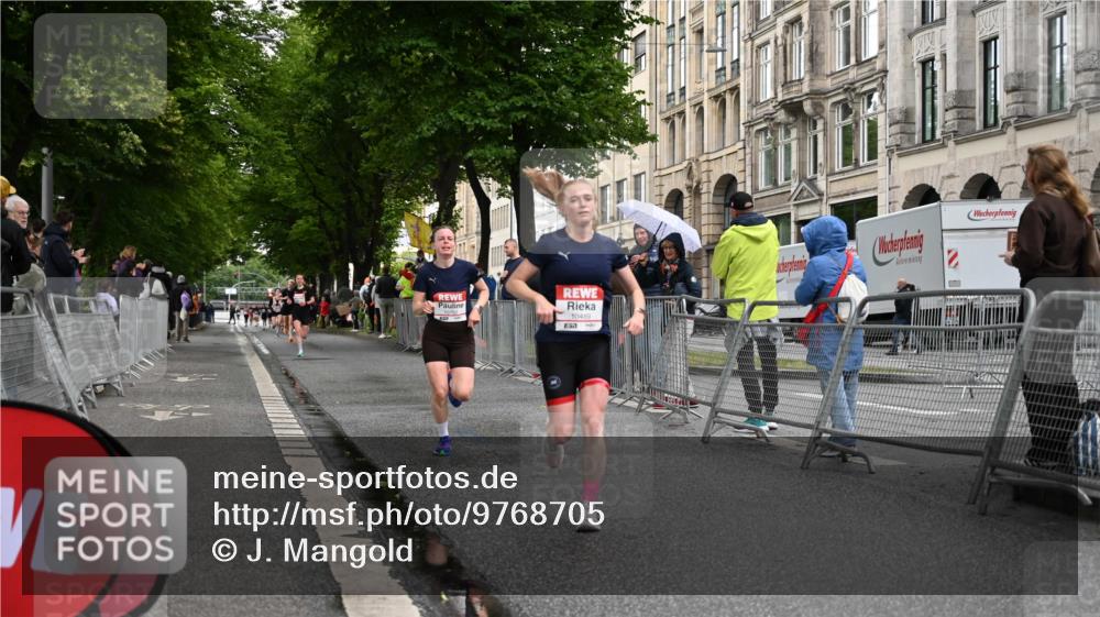 14.06.2026 - REWE Women's Run J. Mangold http://msf.ph/oto/9768705 14.06.2026 09:47:49 Ziel 10489, 10752 meine-sportfotos.de