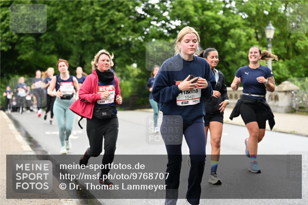 14.06.2026 - REWE Women's Run Dr. Thomas Lammeyer http://msf.ph/oto/9768707 14.06.2026 09:45:29 Laufen 57, 10421 meine-sportfotos.de