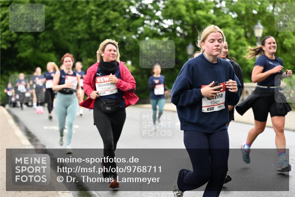 14.06.2026 - REWE Women's Run Dr. Thomas Lammeyer http://msf.ph/oto/9768711 14.06.2026 09:45:29 Laufen 11006, 10421, 7 meine-sportfotos.de