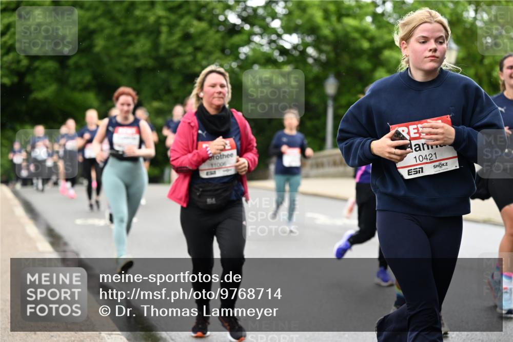 14.06.2026 - REWE Women's Run Dr. Thomas Lammeyer http://msf.ph/oto/9768714 14.06.2026 09:45:29 Laufen 11006, 10421, 7 meine-sportfotos.de
