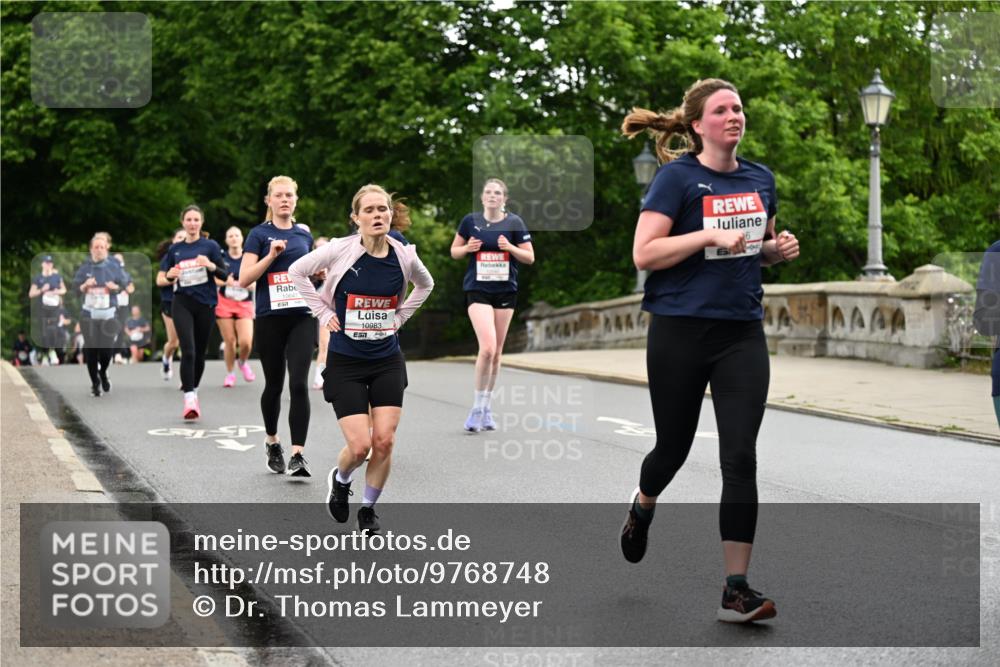 14.06.2026 - REWE Women's Run Dr. Thomas Lammeyer http://msf.ph/oto/9768748 14.06.2026 09:45:32 Laufen 10647, 10983 meine-sportfotos.de