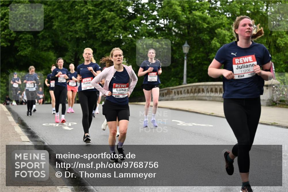 14.06.2026 - REWE Women's Run Dr. Thomas Lammeyer http://msf.ph/oto/9768756 14.06.2026 09:45:32 Laufen 10647, 10983, 11206, 7 meine-sportfotos.de
