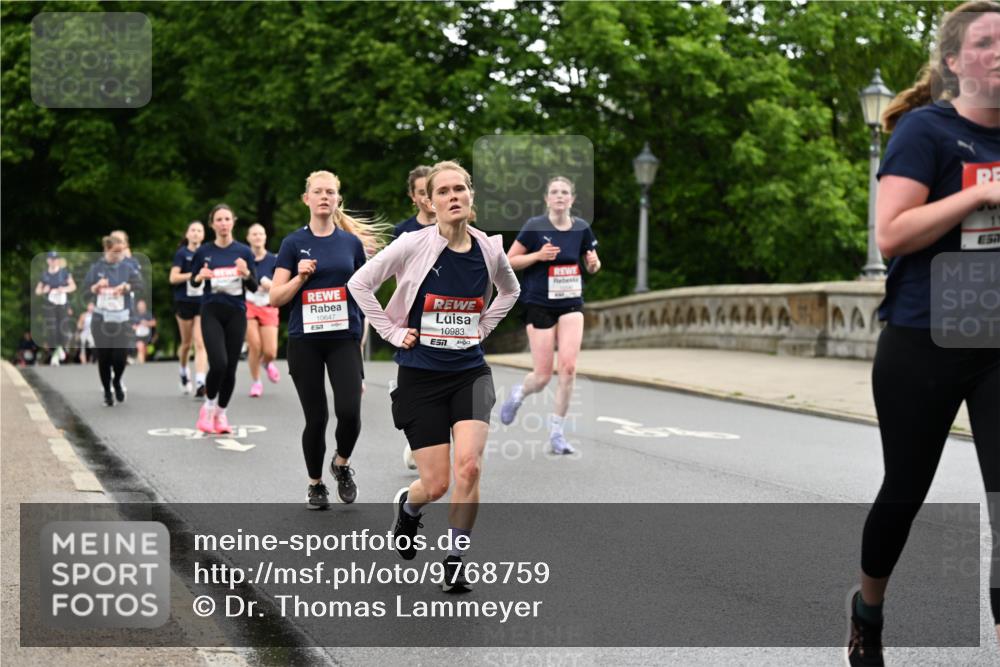 14.06.2026 - REWE Women's Run Dr. Thomas Lammeyer http://msf.ph/oto/9768759 14.06.2026 09:45:32 Laufen 10647, 10983, 7 meine-sportfotos.de