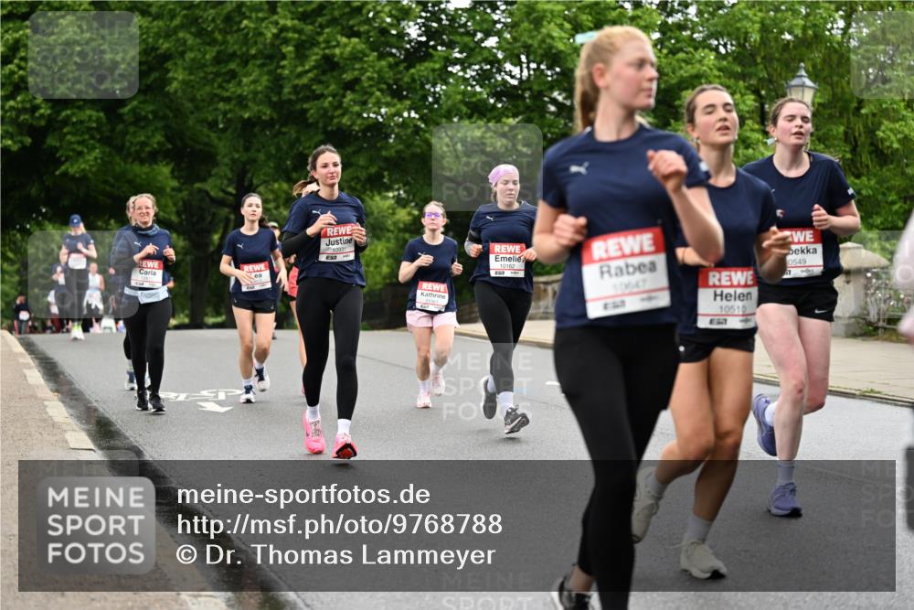 14.06.2026 - REWE Women's Run Dr. Thomas Lammeyer http://msf.ph/oto/9768788 14.06.2026 09:45:34 Laufen 1041, 10931, 11361, 10162, 10647, 10510, 0549 meine-sportfotos.de