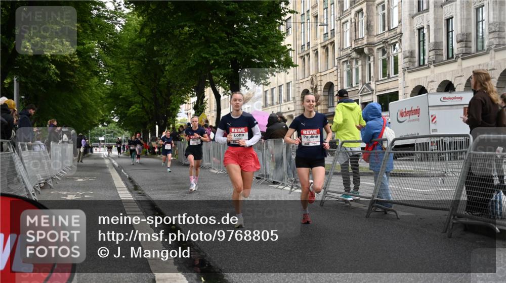 14.06.2026 - REWE Women's Run J. Mangold http://msf.ph/oto/9768805 14.06.2026 09:48:29 Ziel 10215, 10266, 10929 meine-sportfotos.de