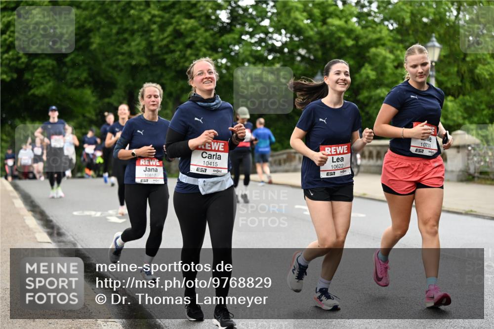 14.06.2026 - REWE Women's Run Dr. Thomas Lammeyer http://msf.ph/oto/9768829 14.06.2026 09:45:38 Laufen 10817, 10415, 7, 10622, 10733, 7 meine-sportfotos.de