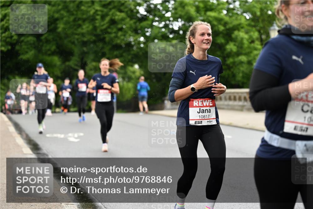 14.06.2026 - REWE Women's Run Dr. Thomas Lammeyer http://msf.ph/oto/9768846 14.06.2026 09:45:39 Laufen 10817, 104 meine-sportfotos.de