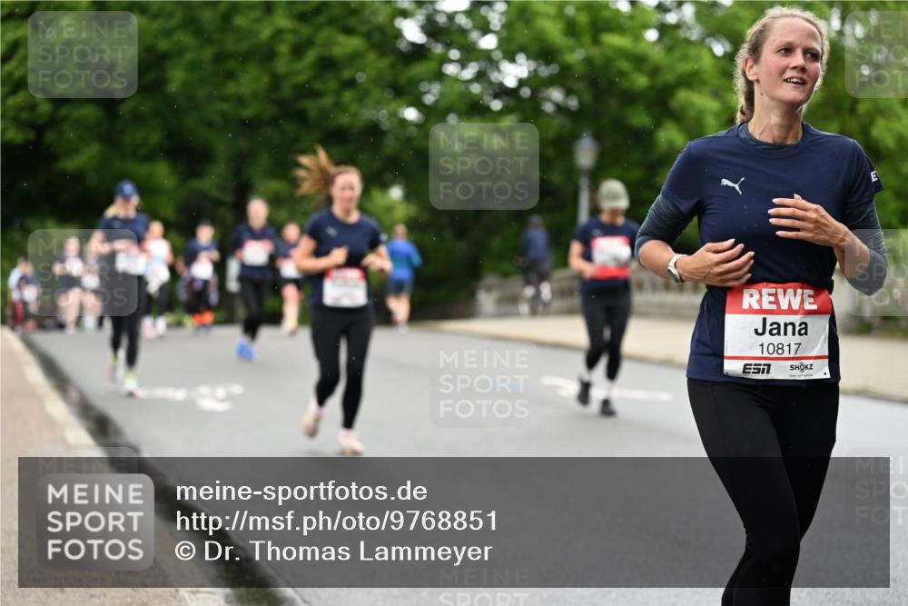 14.06.2026 - REWE Women's Run Dr. Thomas Lammeyer http://msf.ph/oto/9768851 14.06.2026 09:45:39 Laufen 10817 meine-sportfotos.de