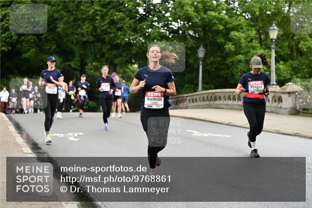 14.06.2026 - REWE Women's Run Dr. Thomas Lammeyer http://msf.ph/oto/9768861 14.06.2026 09:45:40 Laufen 10663, 10340 meine-sportfotos.de