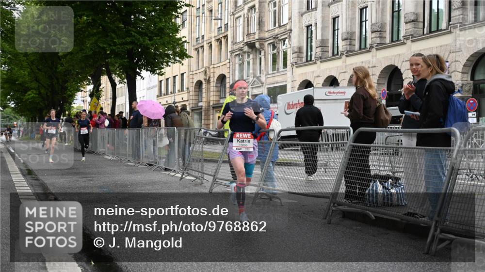 14.06.2026 - REWE Women's Run J. Mangold http://msf.ph/oto/9768862 14.06.2026 09:48:40 Ziel 10074, 10095, 10106, 10407, 10642 meine-sportfotos.de