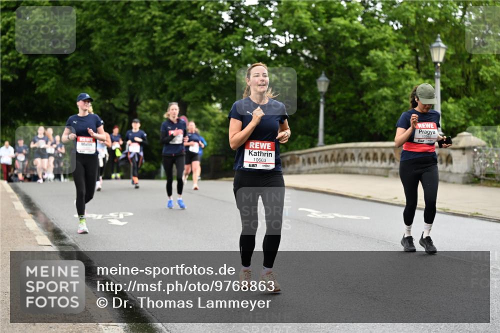 14.06.2026 - REWE Women's Run Dr. Thomas Lammeyer http://msf.ph/oto/9768863 14.06.2026 09:45:40 Laufen 10663, 7, 10340 meine-sportfotos.de