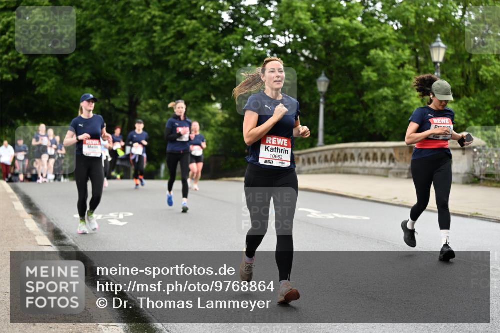 14.06.2026 - REWE Women's Run Dr. Thomas Lammeyer http://msf.ph/oto/9768864 14.06.2026 09:45:41 Laufen 10663, 7 meine-sportfotos.de