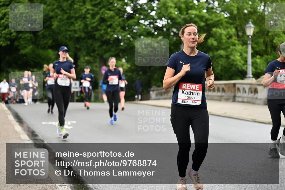14.06.2026 - REWE Women's Run Dr. Thomas Lammeyer http://msf.ph/oto/9768874 14.06.2026 09:45:41 Laufen 10663, 10, 857 meine-sportfotos.de