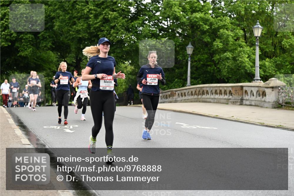 14.06.2026 - REWE Women's Run Dr. Thomas Lammeyer http://msf.ph/oto/9768888 14.06.2026 09:45:42 Laufen 11333, 57, 10077 meine-sportfotos.de