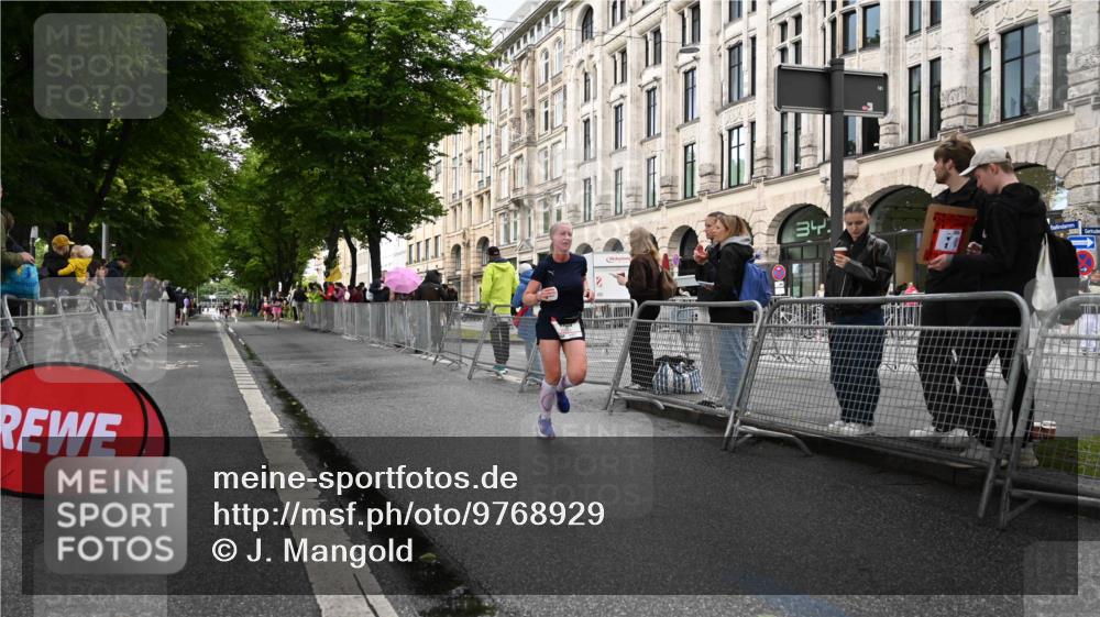 14.06.2026 - REWE Women's Run J. Mangold http://msf.ph/oto/9768929 14.06.2026 09:49:11 Ziel 10991 meine-sportfotos.de