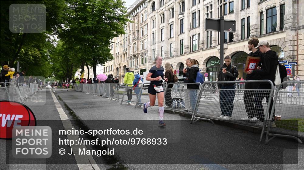 14.06.2026 - REWE Women's Run J. Mangold http://msf.ph/oto/9768933 14.06.2026 09:49:11 Ziel 10991 meine-sportfotos.de
