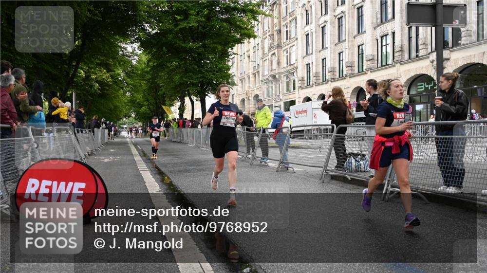 14.06.2026 - REWE Women's Run J. Mangold http://msf.ph/oto/9768952 14.06.2026 09:49:25 Ziel 10102, 11287, 11408 meine-sportfotos.de