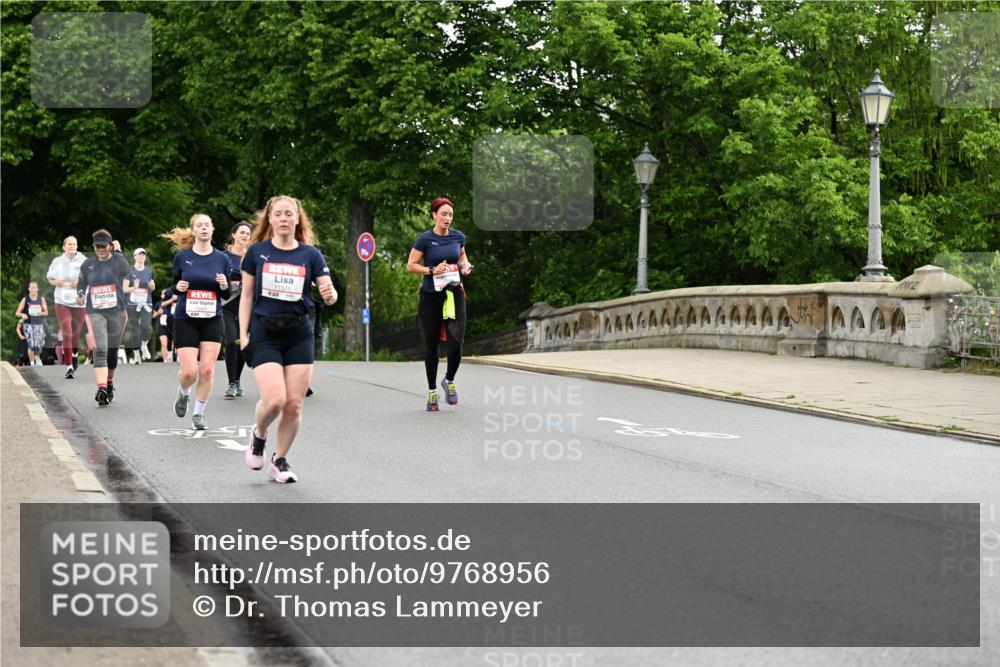 14.06.2026 - REWE Women's Run Dr. Thomas Lammeyer http://msf.ph/oto/9768956 14.06.2026 09:45:47 Laufen 44 meine-sportfotos.de