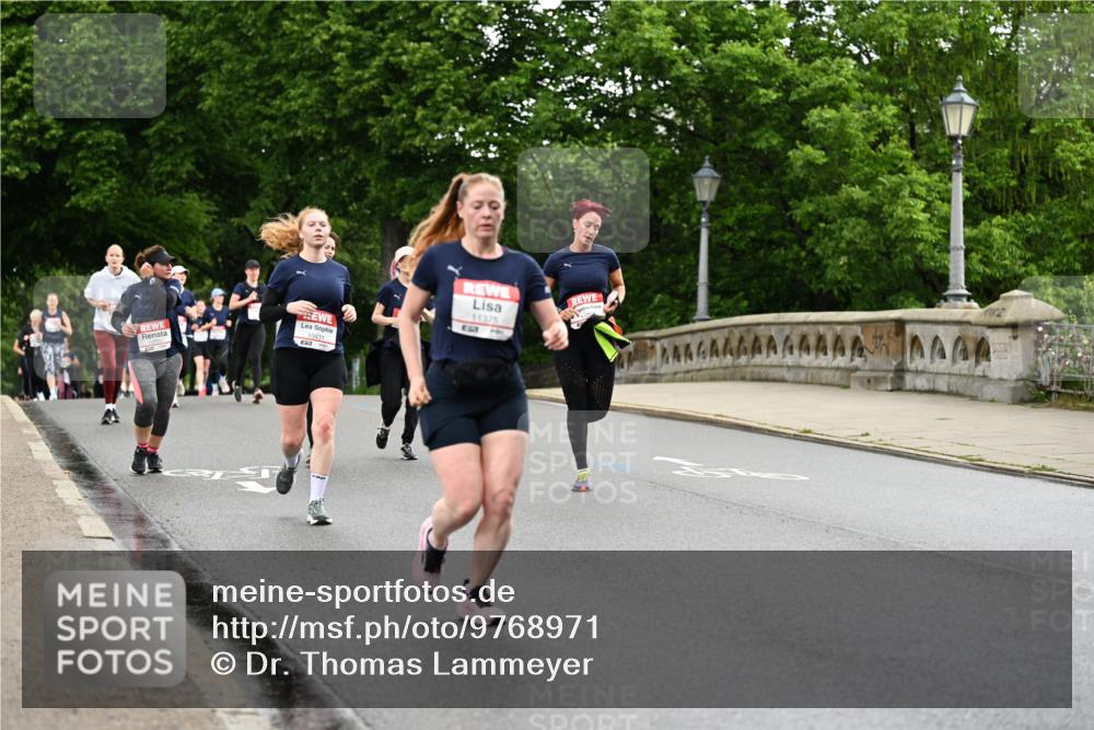 14.06.2026 - REWE Women's Run Dr. Thomas Lammeyer http://msf.ph/oto/9768971 14.06.2026 09:45:49 Laufen 10431, 657, 11375 meine-sportfotos.de