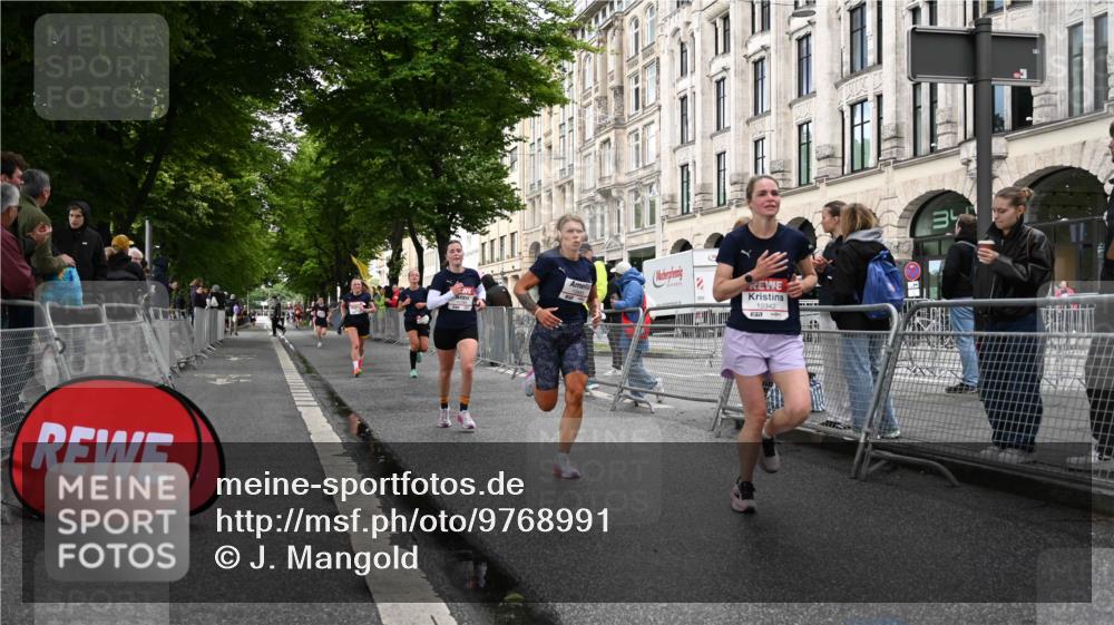 14.06.2026 - REWE Women's Run J. Mangold http://msf.ph/oto/9768991 14.06.2026 09:49:42 Ziel 10281, 10322, 10342, 10691, 10738, 10885 meine-sportfotos.de
