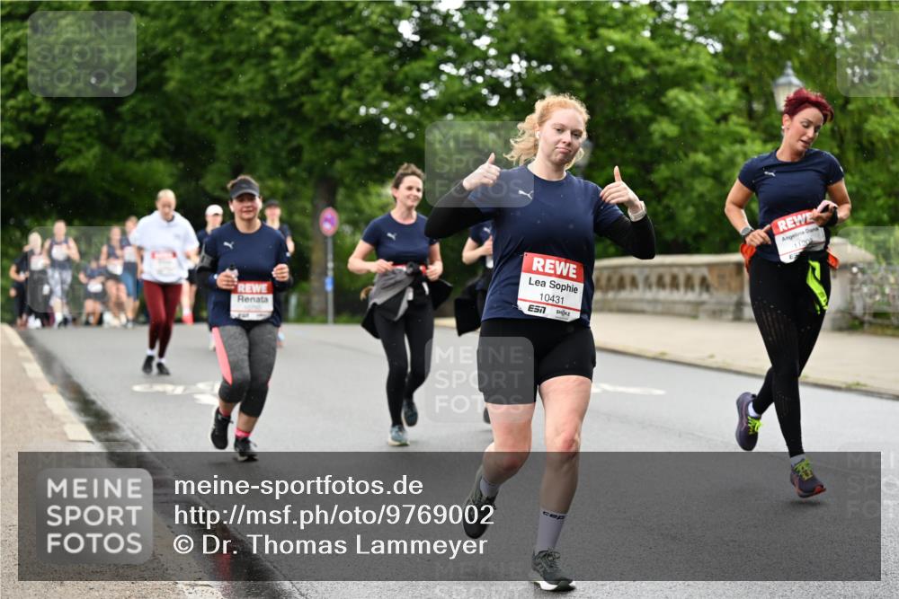 14.06.2026 - REWE Women's Run Dr. Thomas Lammeyer http://msf.ph/oto/9769002 14.06.2026 09:45:51 Laufen 10431, 57, 21, 11208 meine-sportfotos.de