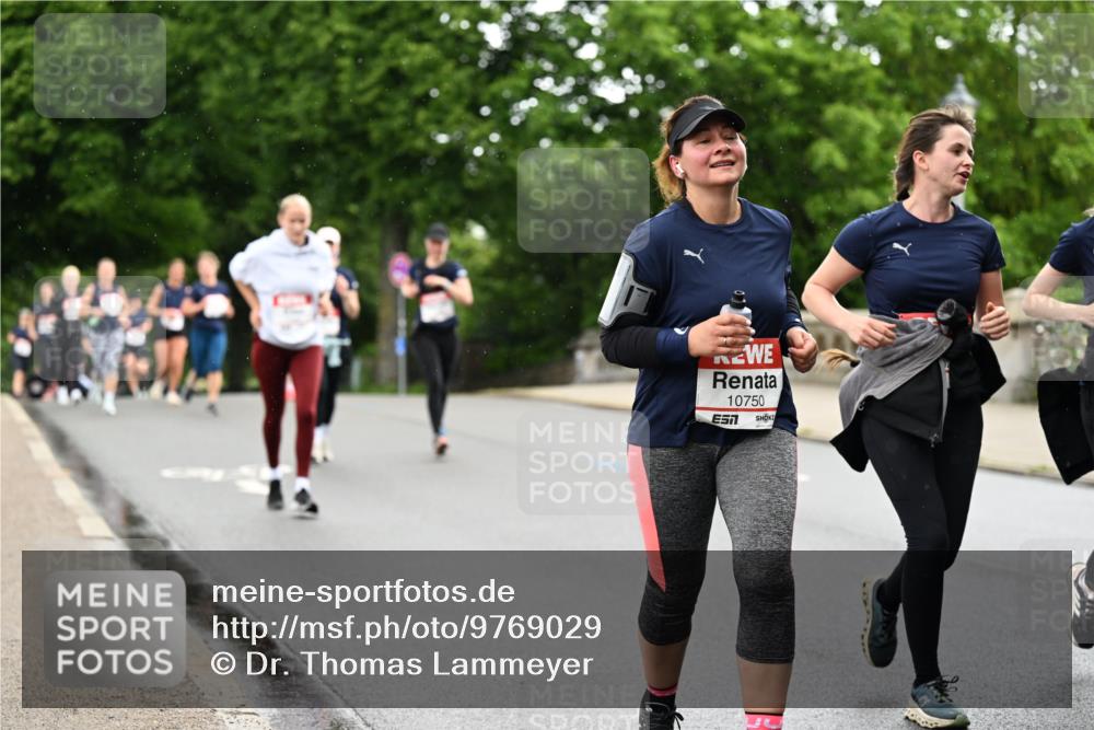 14.06.2026 - REWE Women's Run Dr. Thomas Lammeyer http://msf.ph/oto/9769029 14.06.2026 09:45:53 Laufen 10750 meine-sportfotos.de