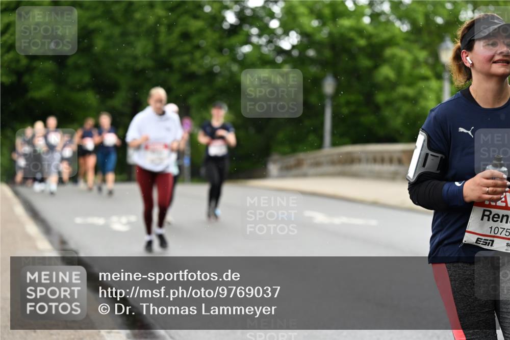 14.06.2026 - REWE Women's Run Dr. Thomas Lammeyer http://msf.ph/oto/9769037 14.06.2026 09:45:53 Laufen 1075 meine-sportfotos.de